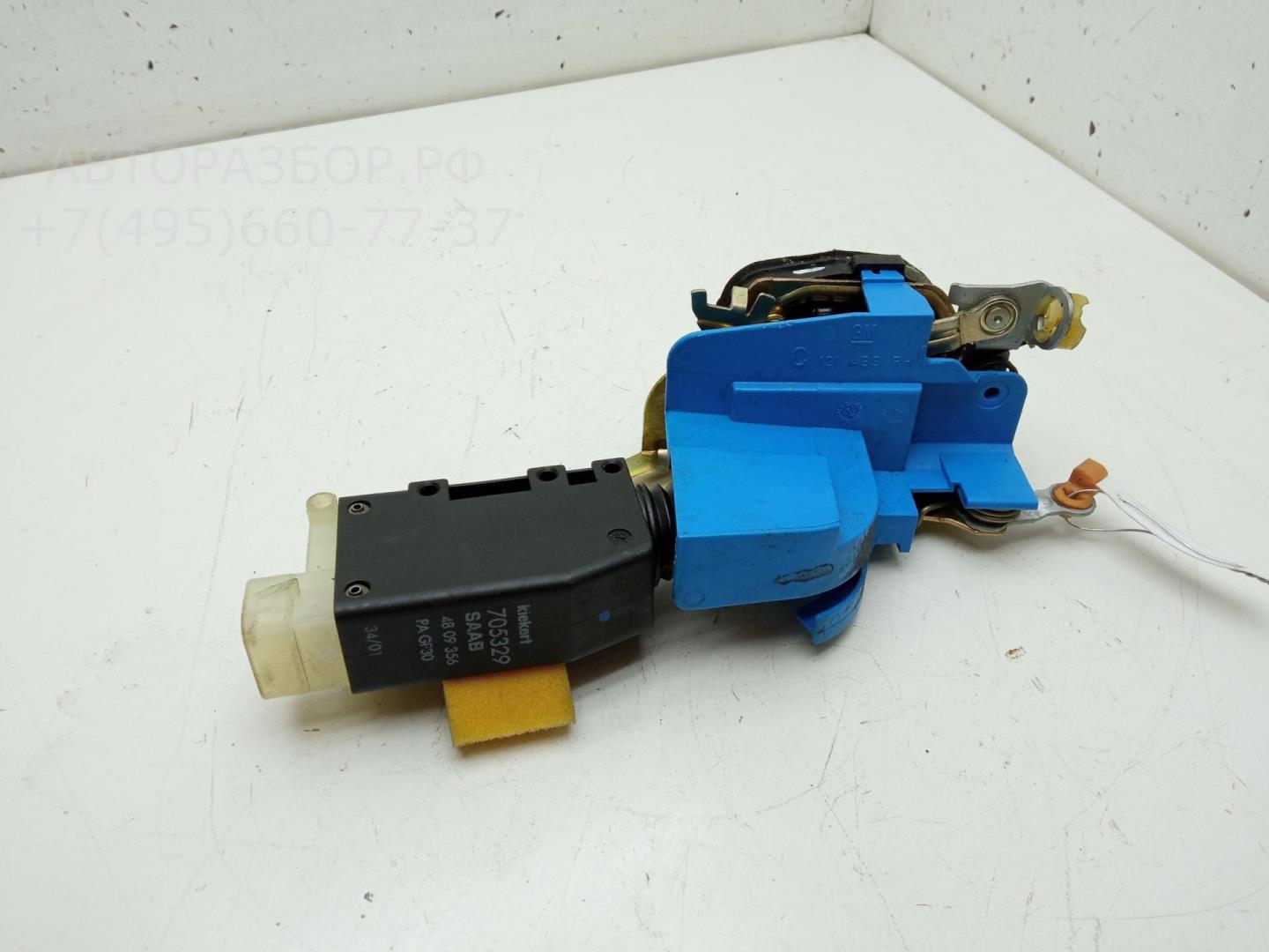 Замок двери передней правой