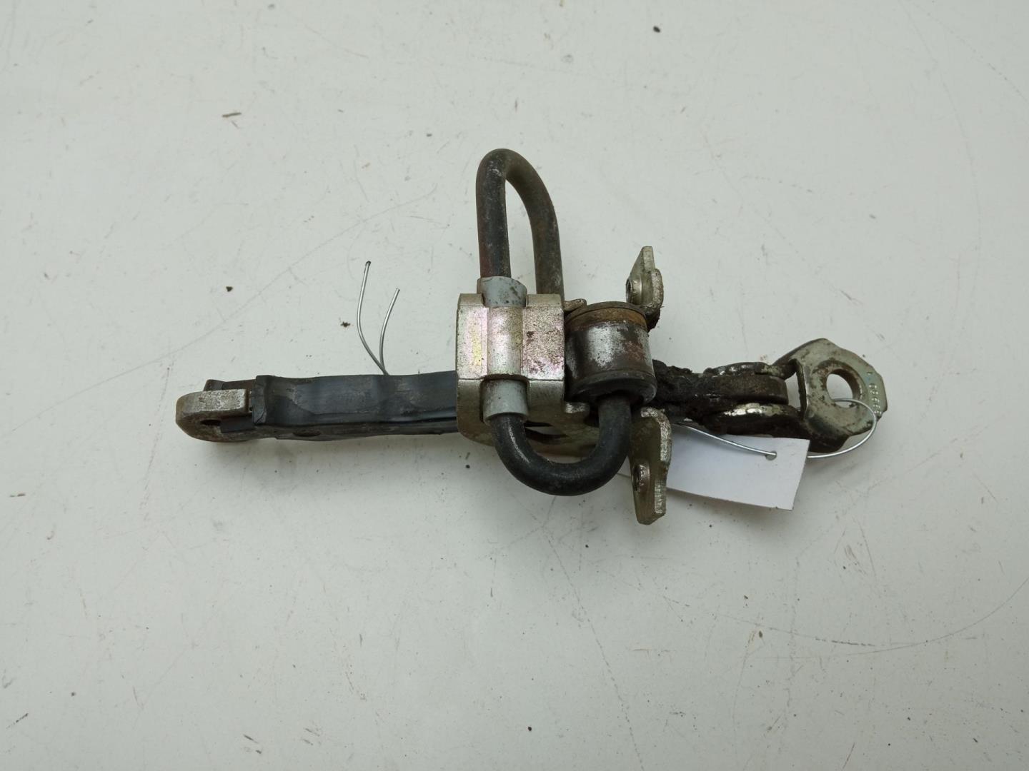 Ограничитель двери