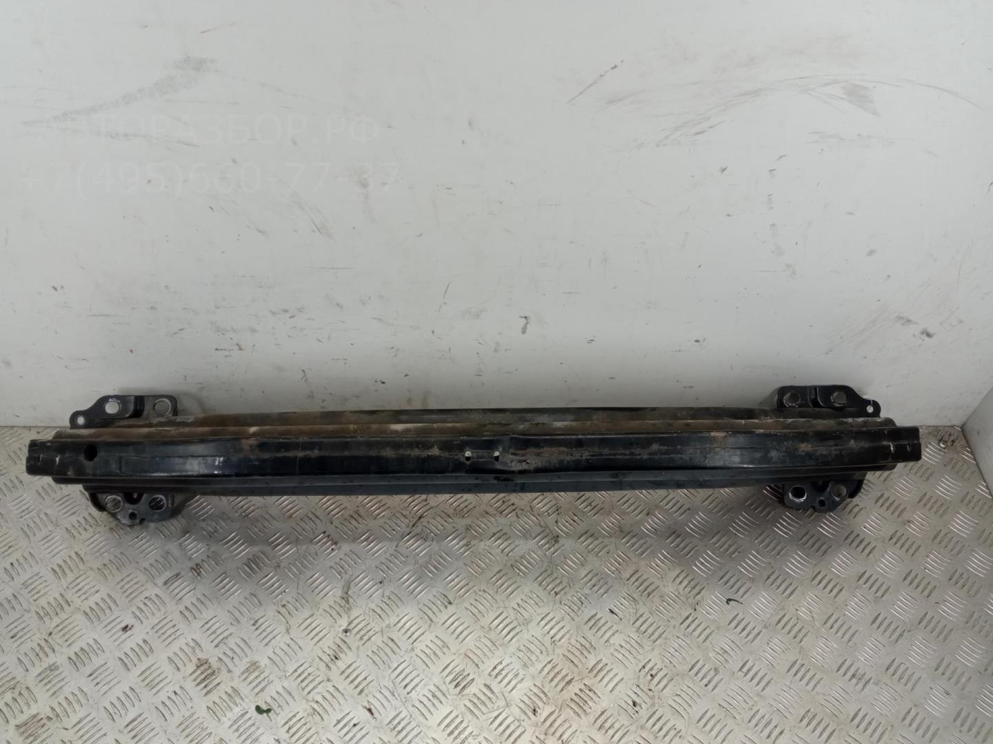 Усилитель переднего бампера