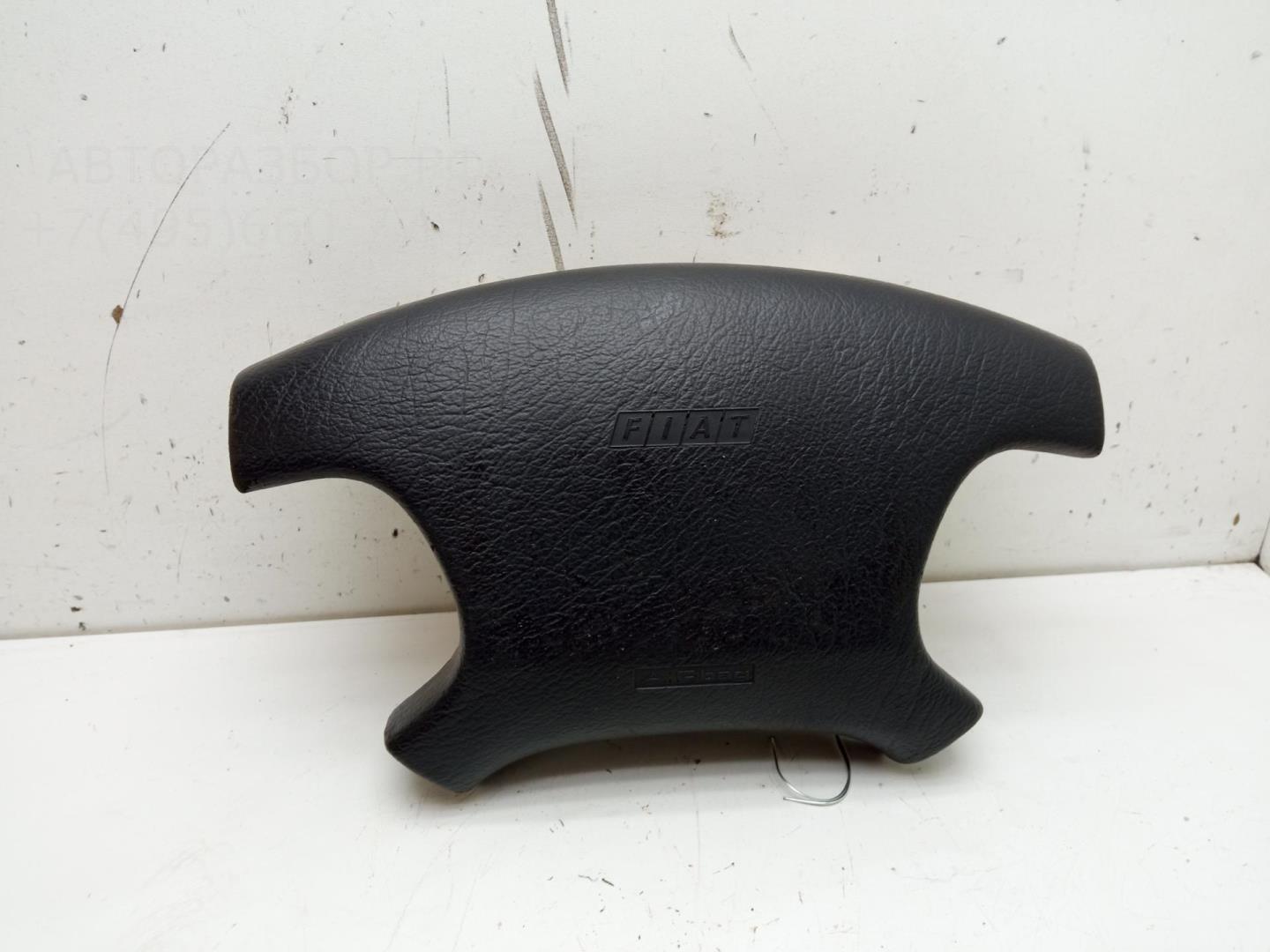 Подушка безопасности в рулевое колесо