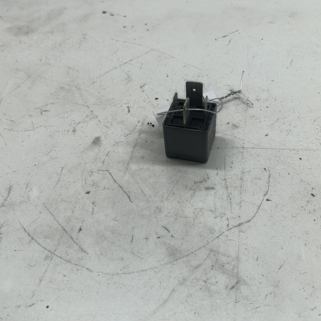 Реле вентилятора радиатора