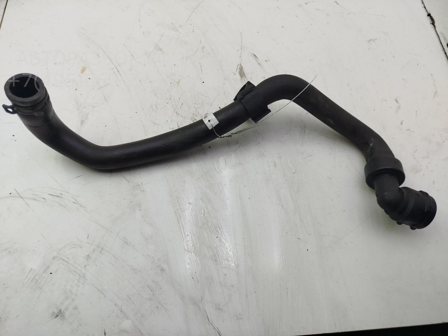 Патрубок отопителя