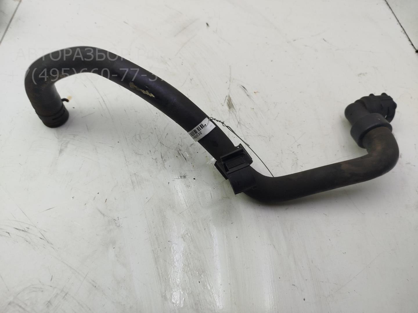 Патрубок отопителя