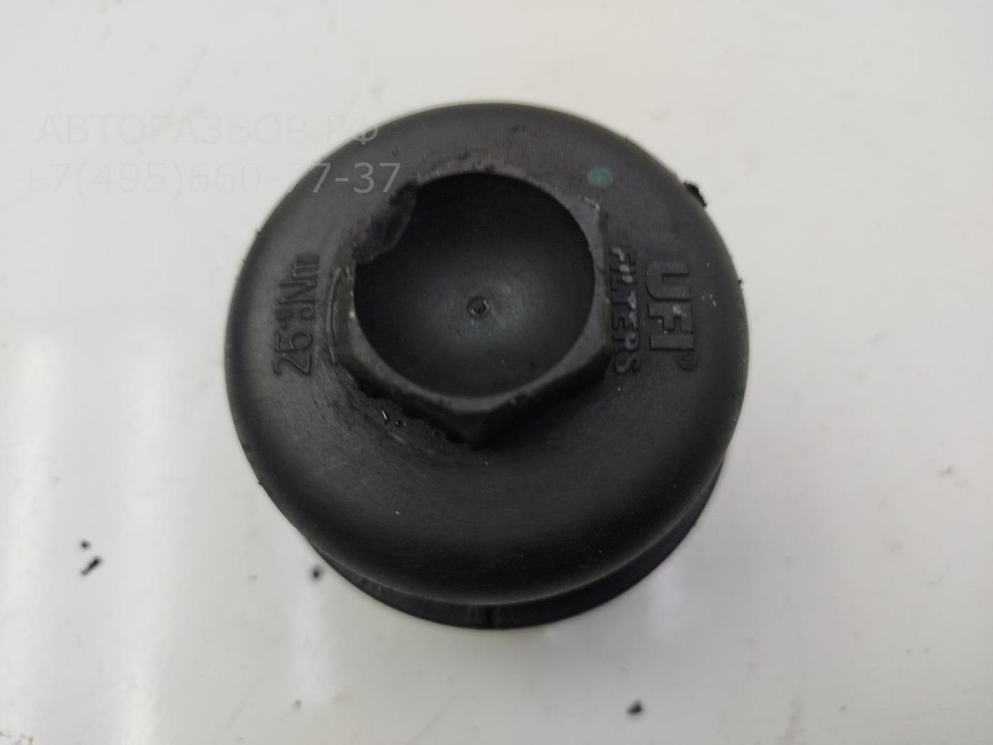 Крышка масляного фильтра