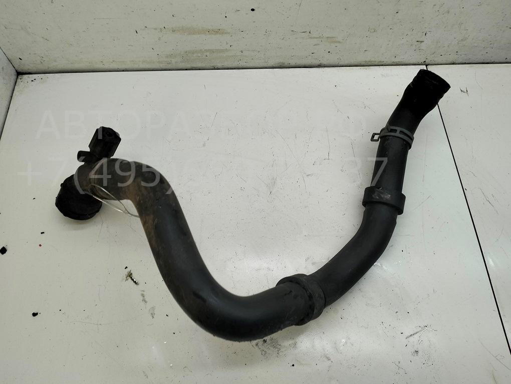 Патрубок радиатора