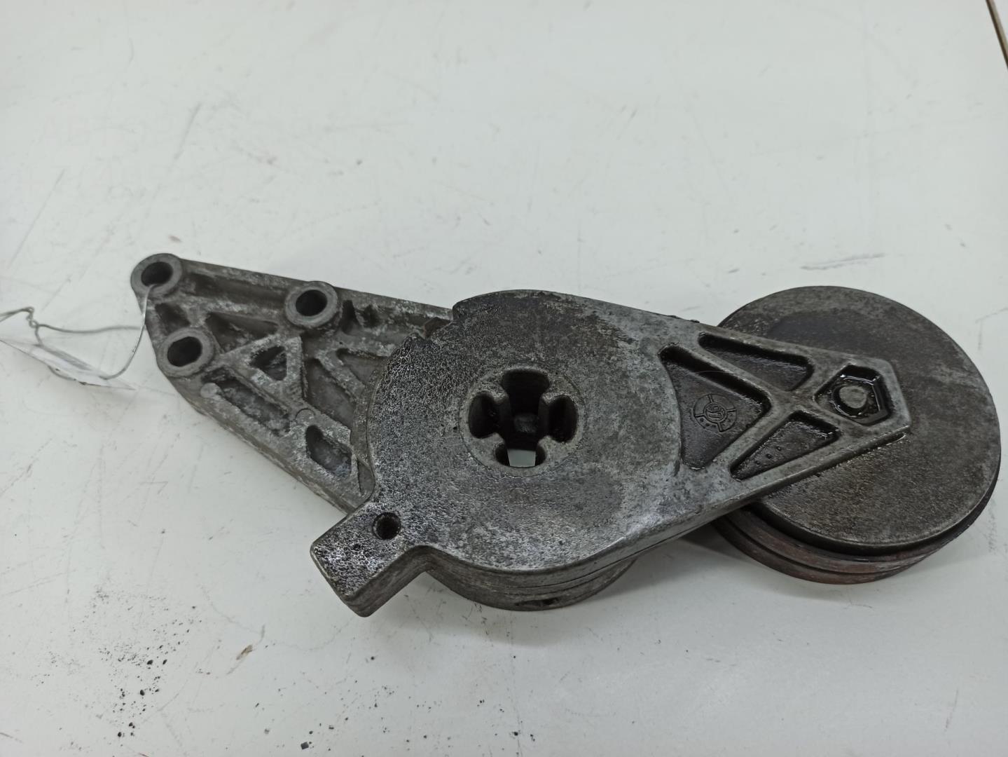 Механизм натяжения ремня ГРМ