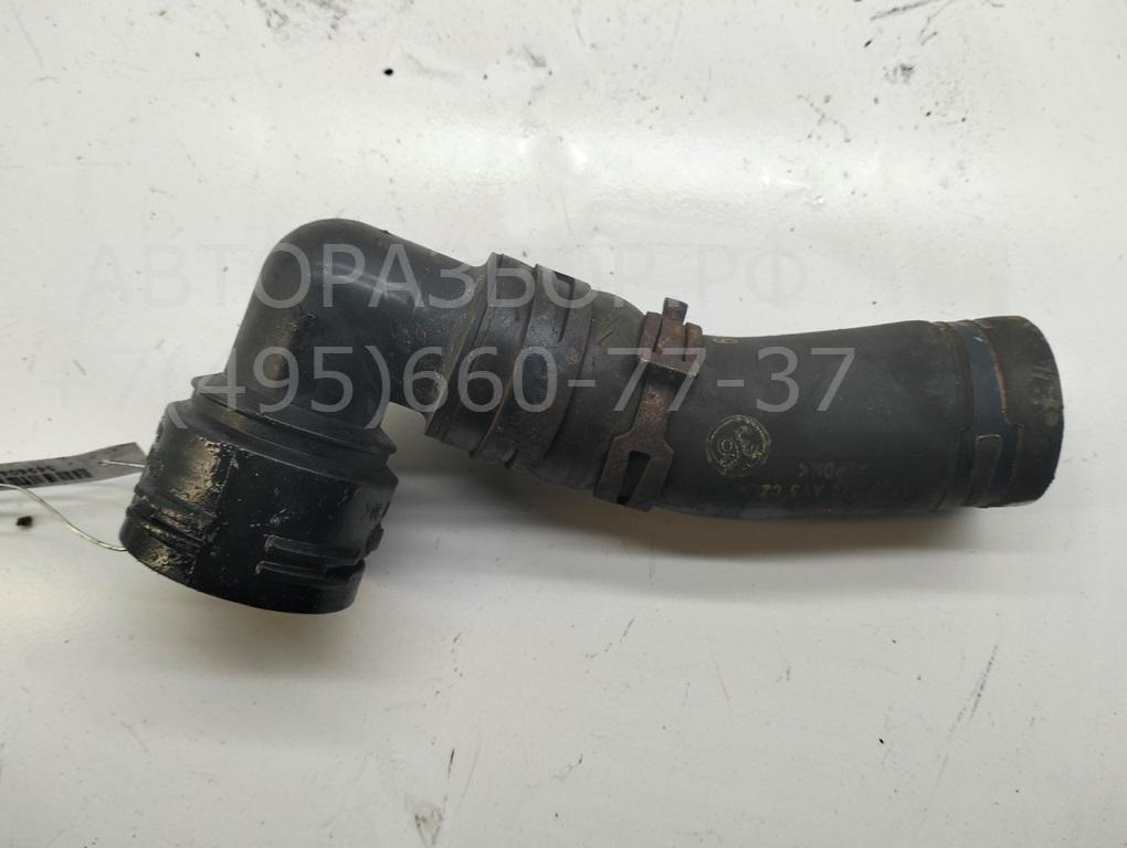 Патрубок радиатора