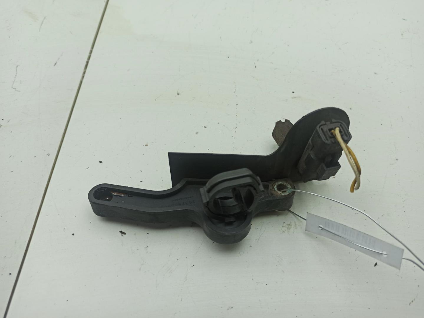 Датчик положения коленвала