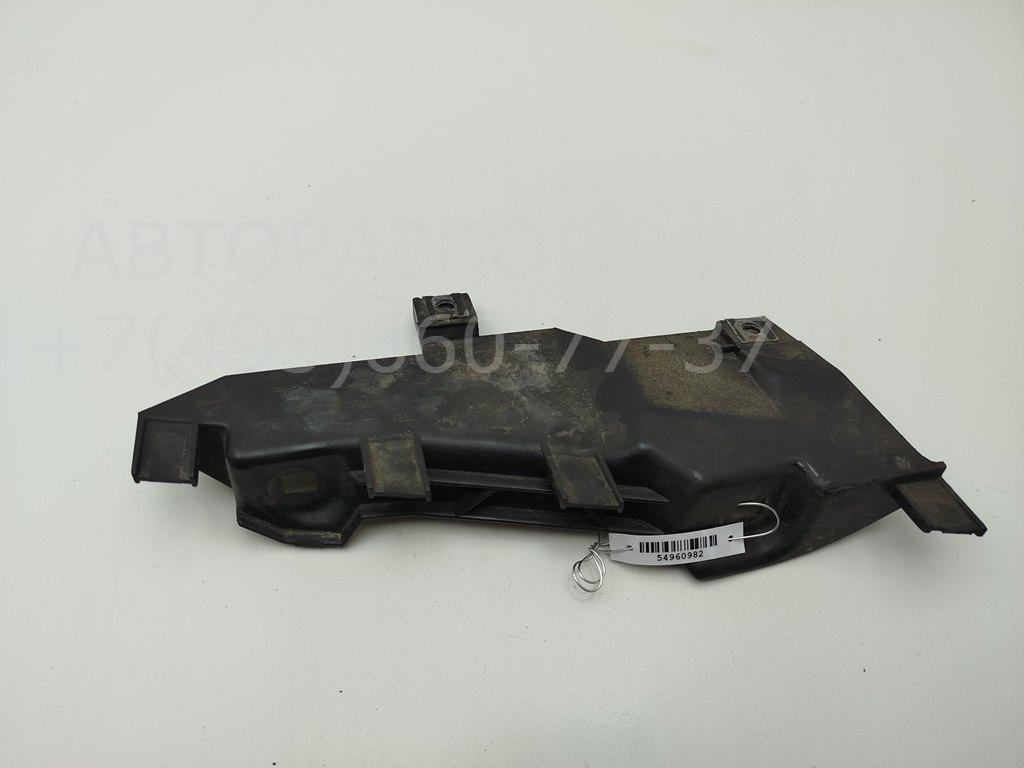 Кронштейн фар правый