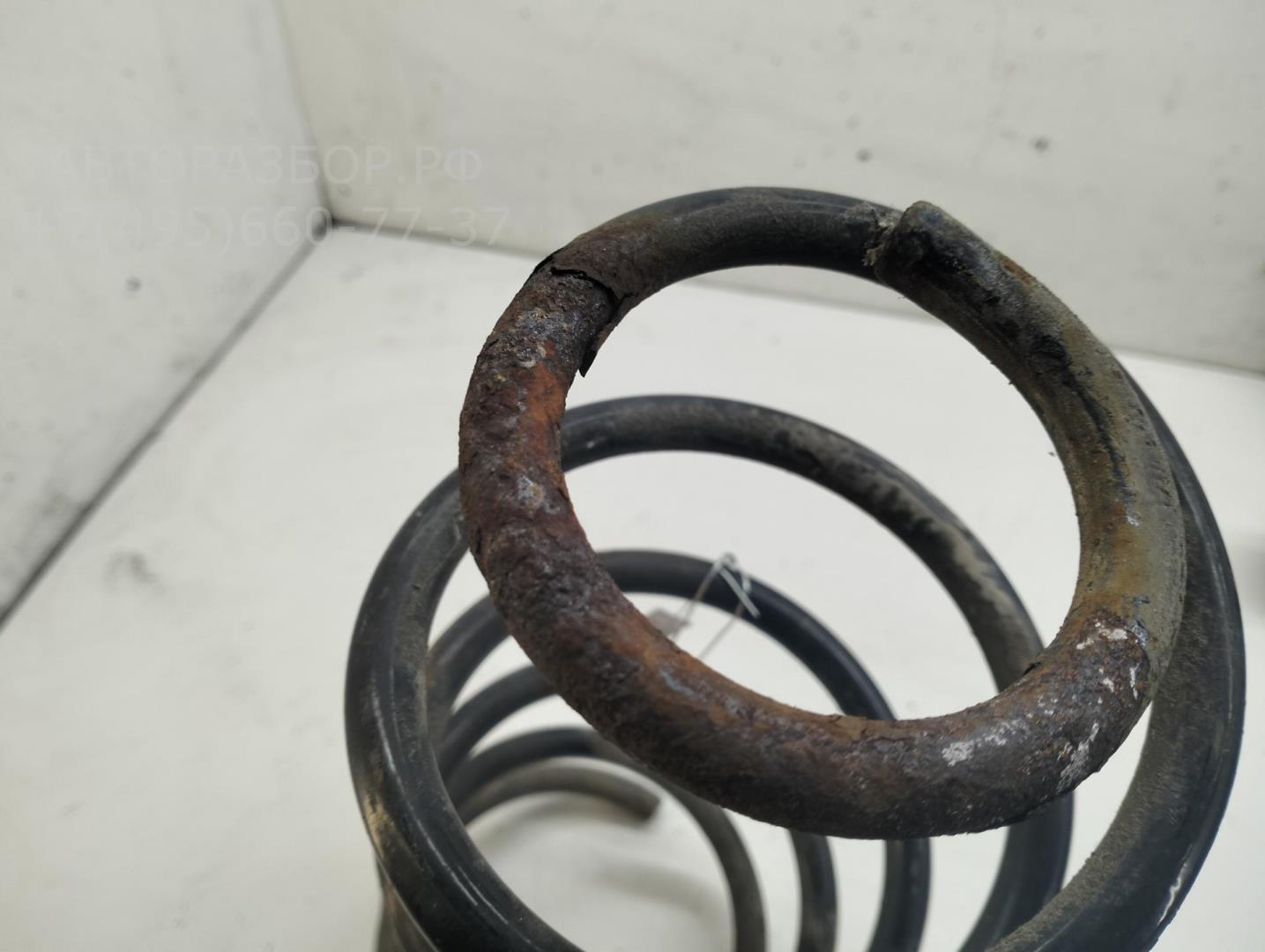 Пружина передняя