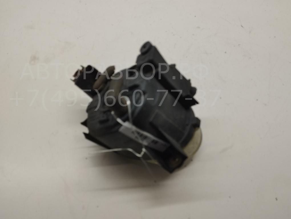 Фара противотуманная левая