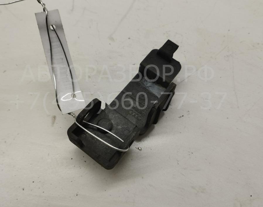 Кронштейн радиатора