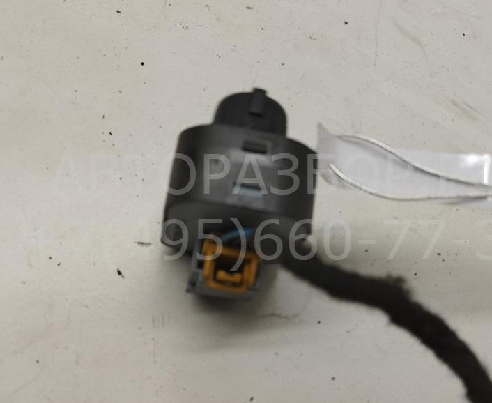 Кнопка регулировки зеркала