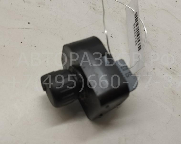 Кнопка регулировки зеркала