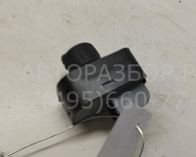 Кнопка регулировки зеркала