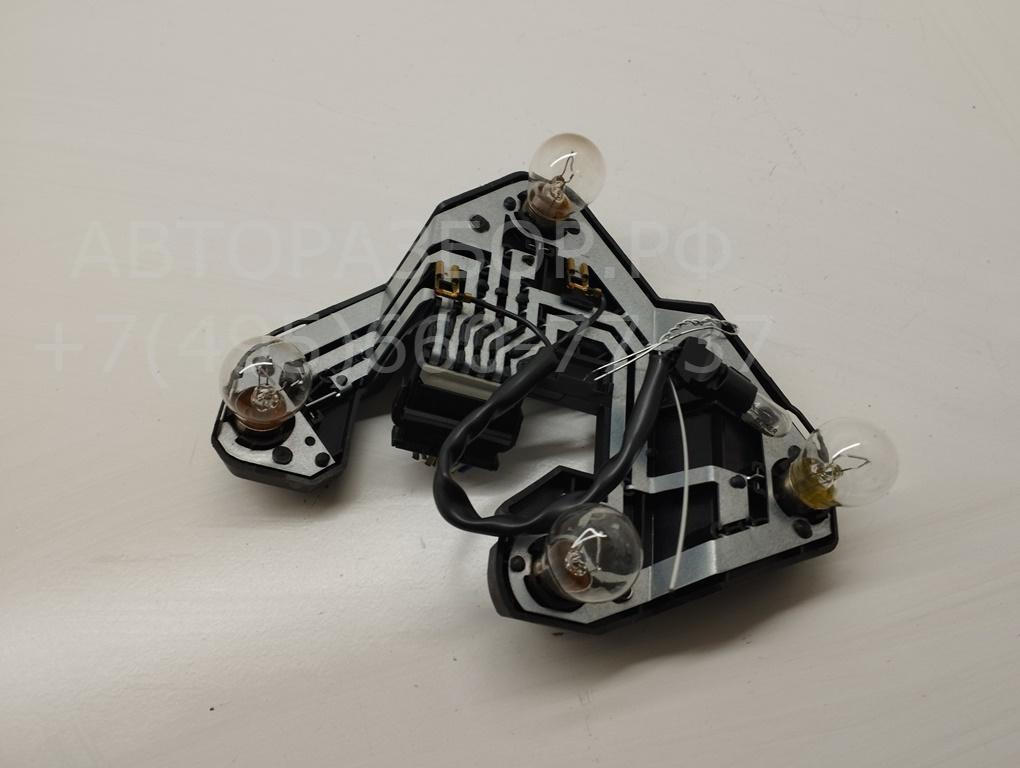 Плата заднего фонаря левого