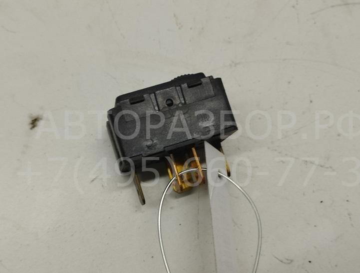 Кнопка центрального замка