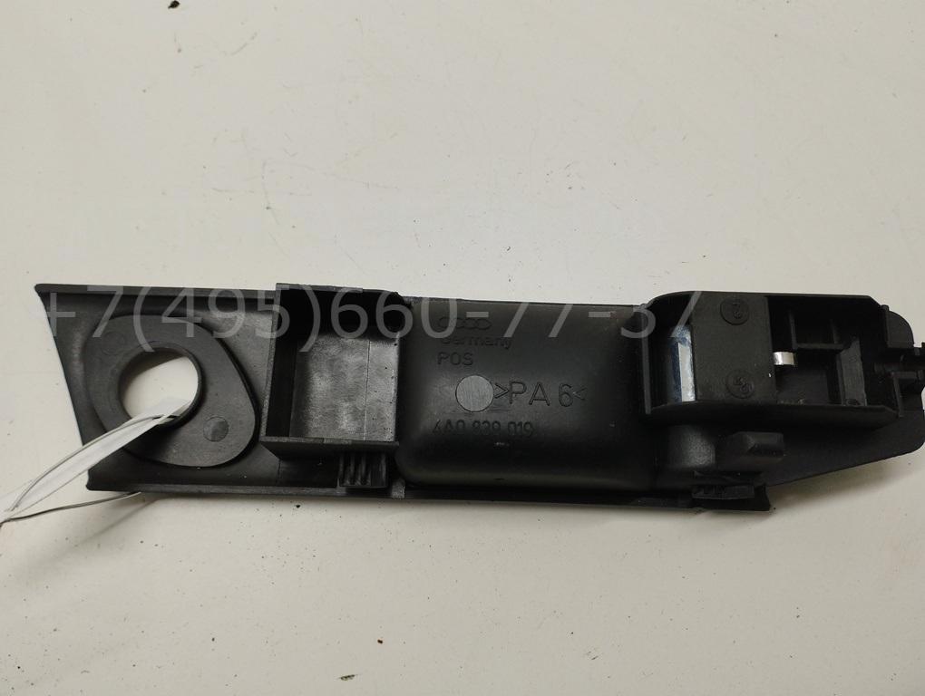 Ручка двери задней внутренняя левая