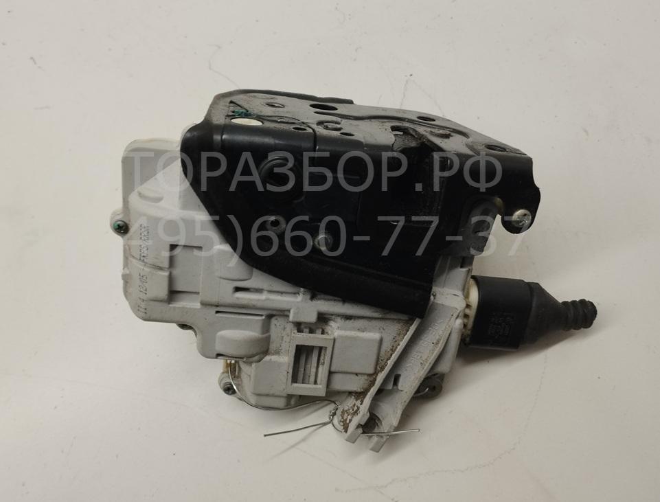 Замок двери задней правой