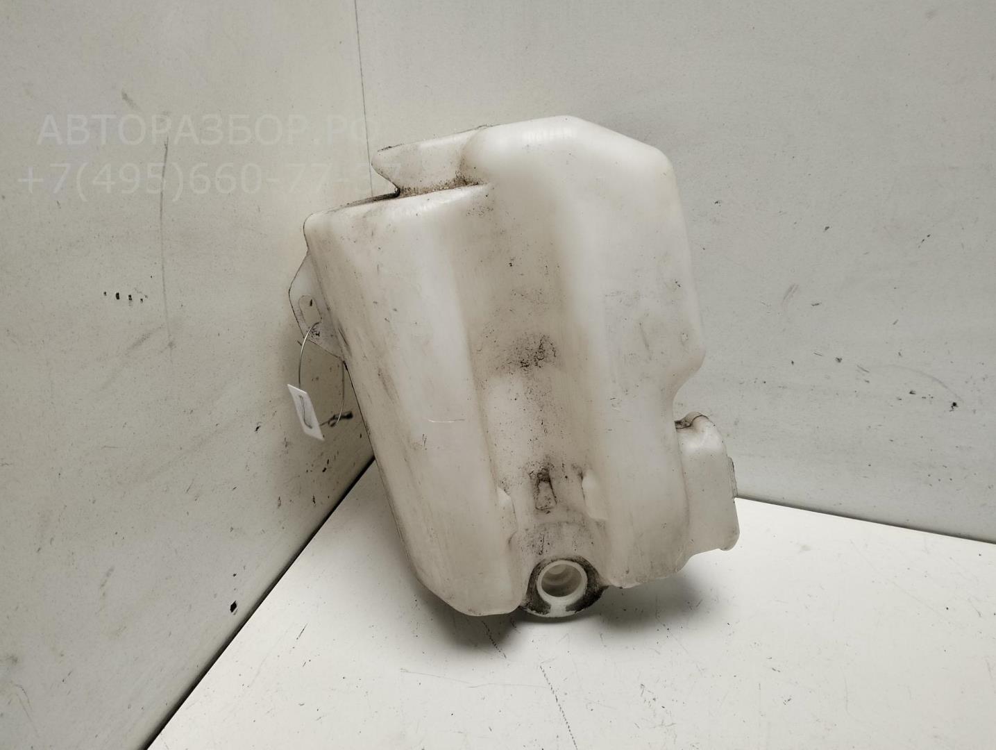 Бачок омывателя лобового стекла
