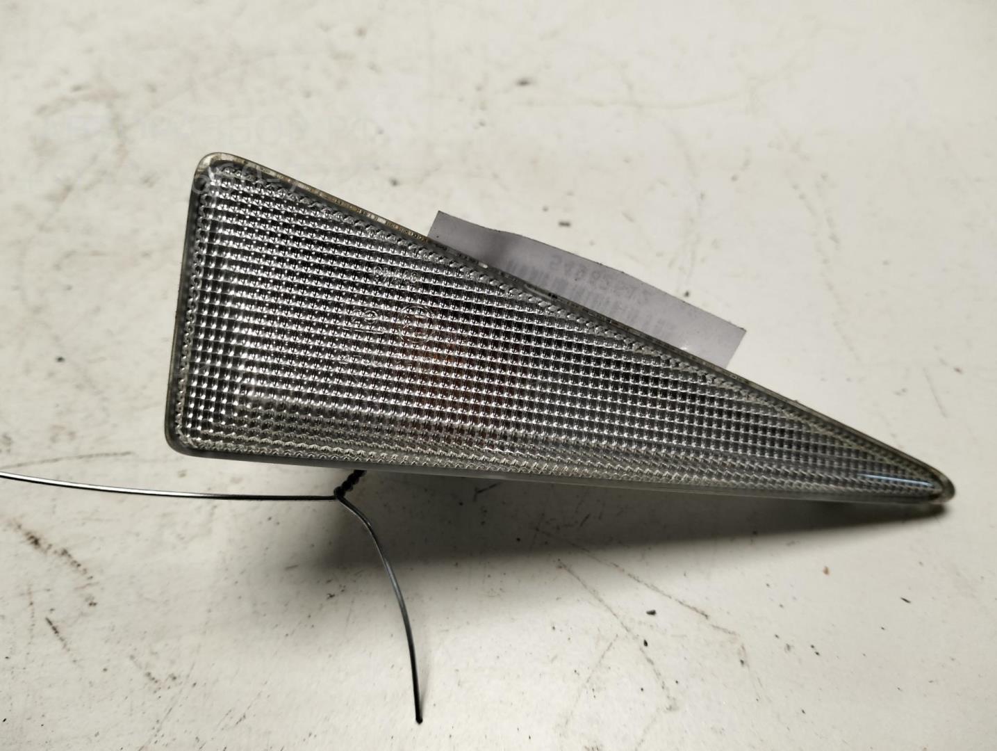 Указатель поворота левый