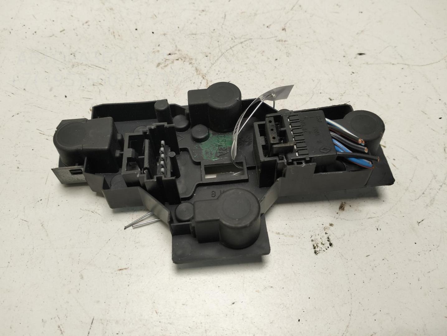 Плата заднего фонаря левого