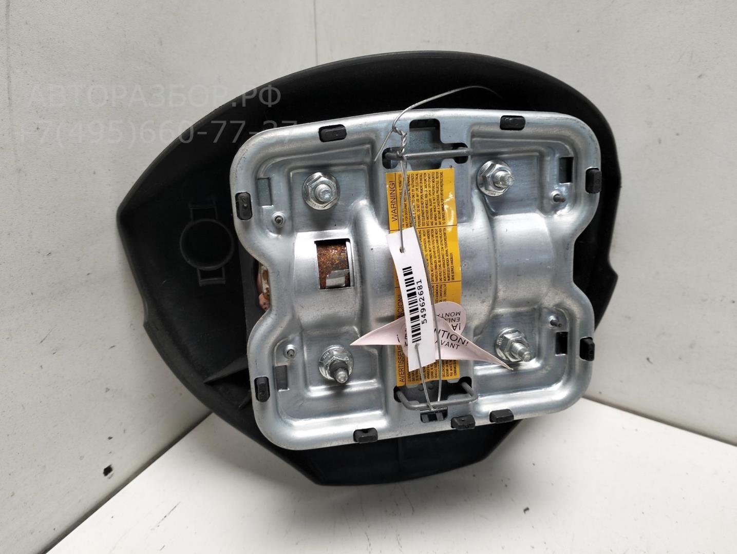 Подушка безопасности в рулевое колесо