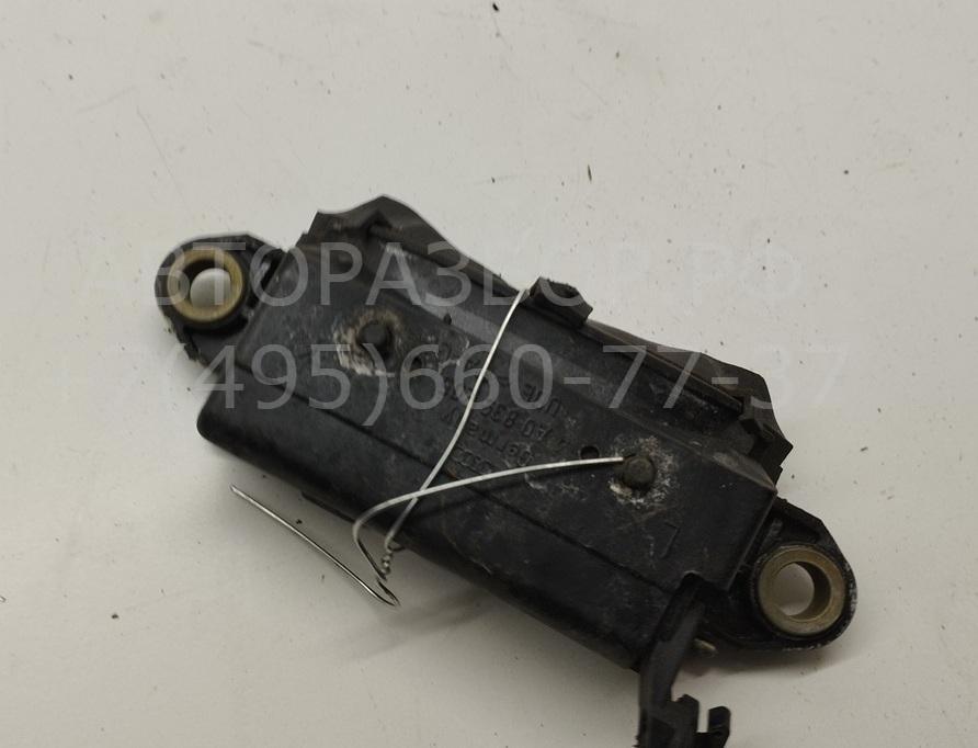 Ручка двери задней наружная левая