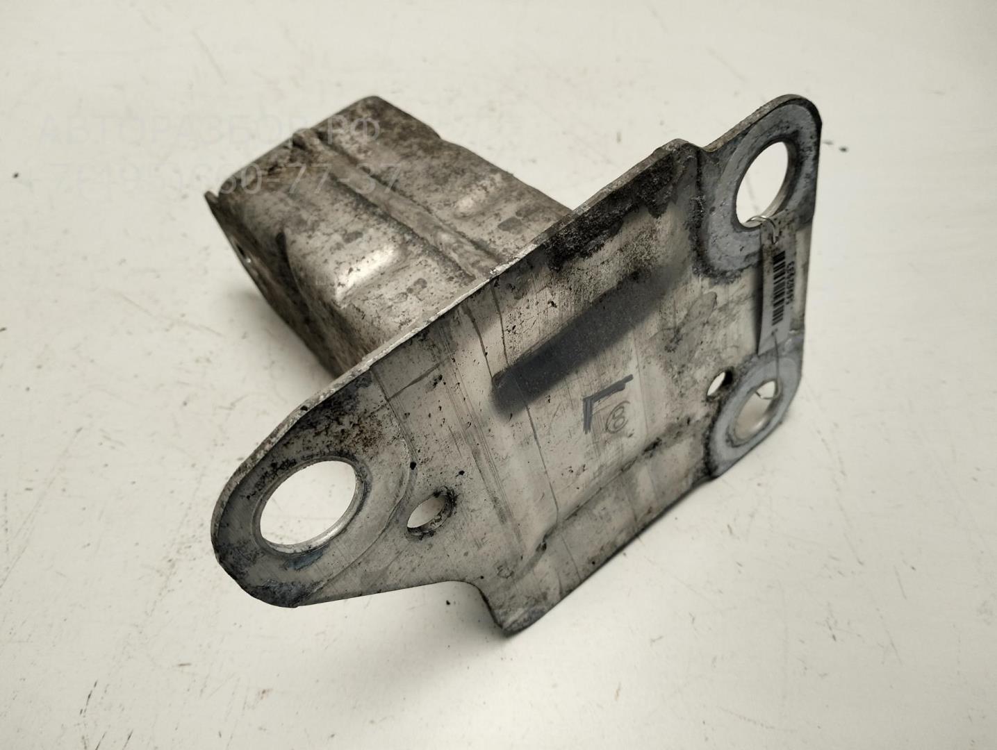 Кронштейн (сопут. товар)