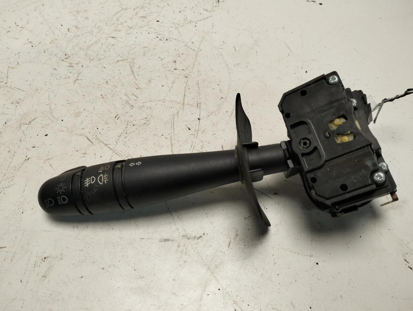 Переключатель поворотов подрулевой