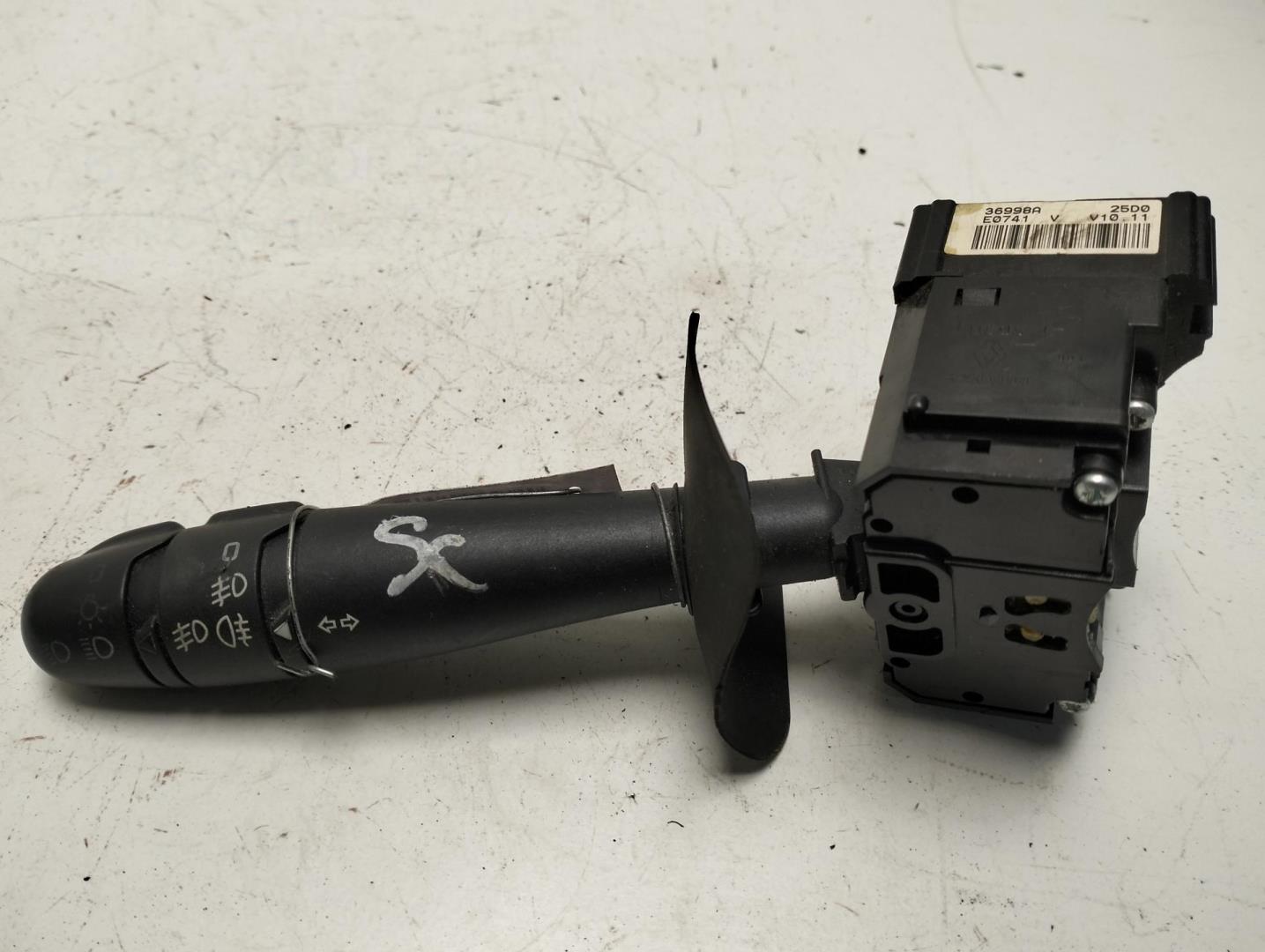 Переключатель поворотов подрулевой