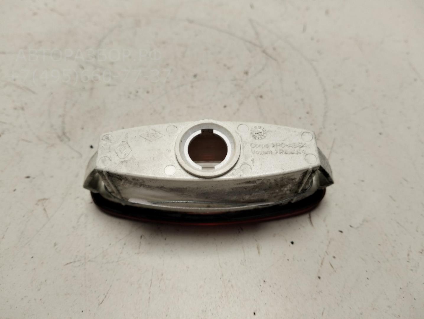 Плафон салонный