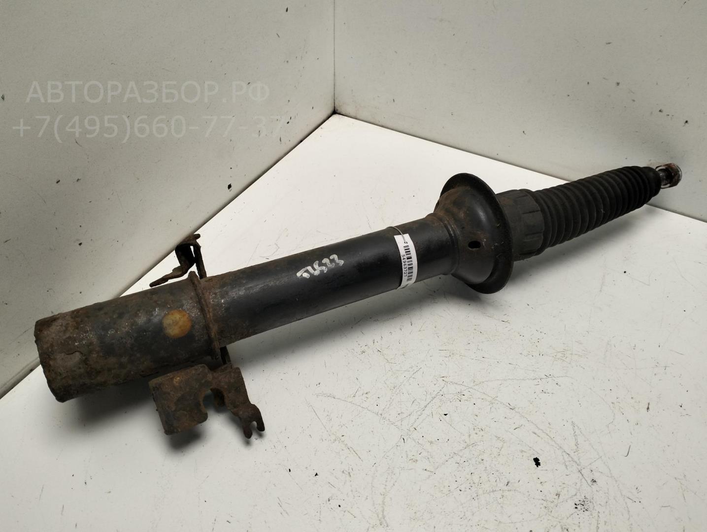 Амортизатор передний правый