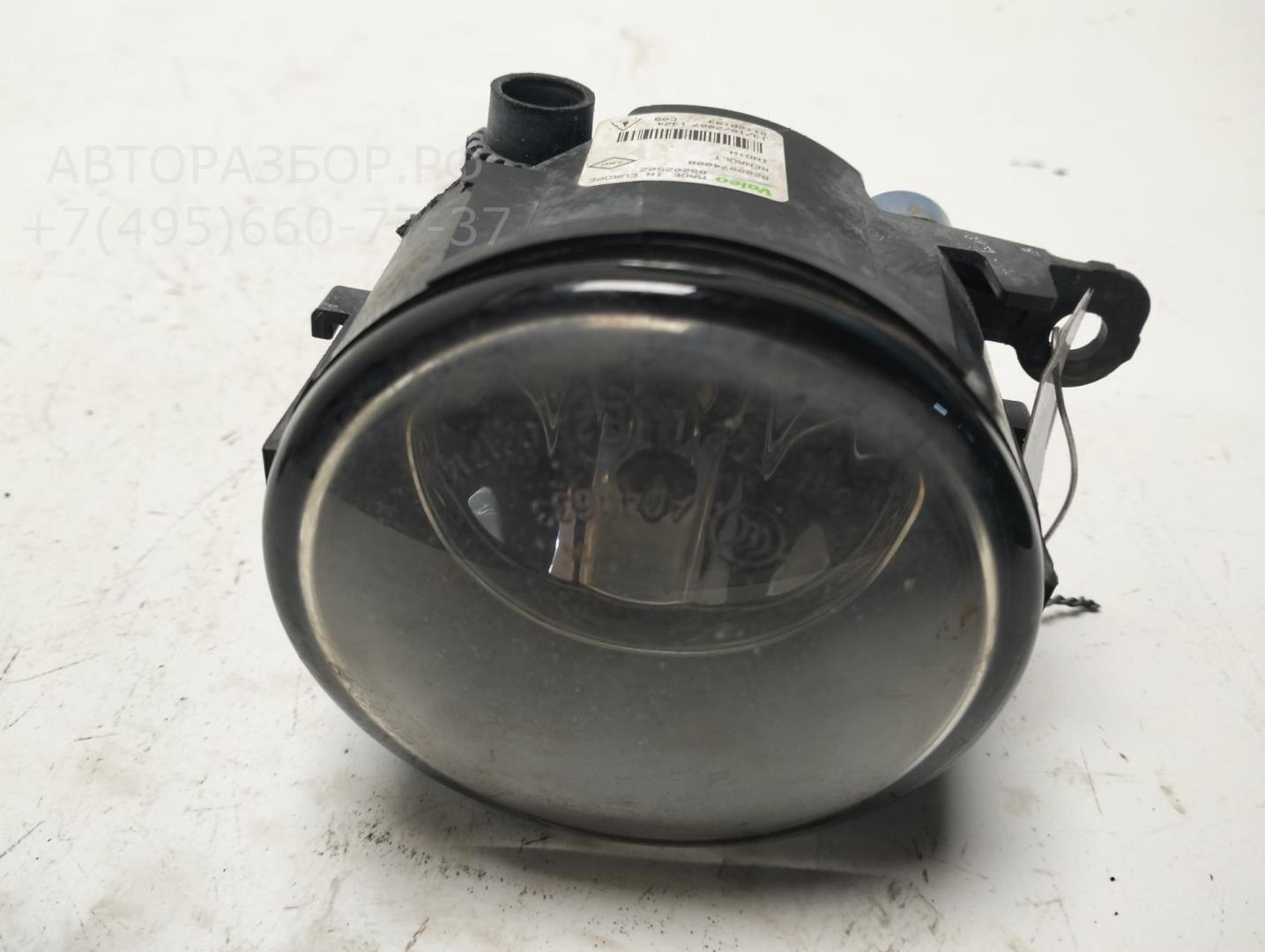 Фара противотуманная левая