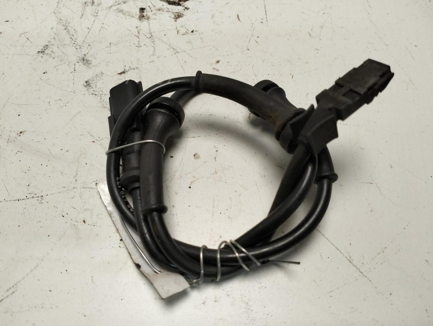 Датчик ABS передний