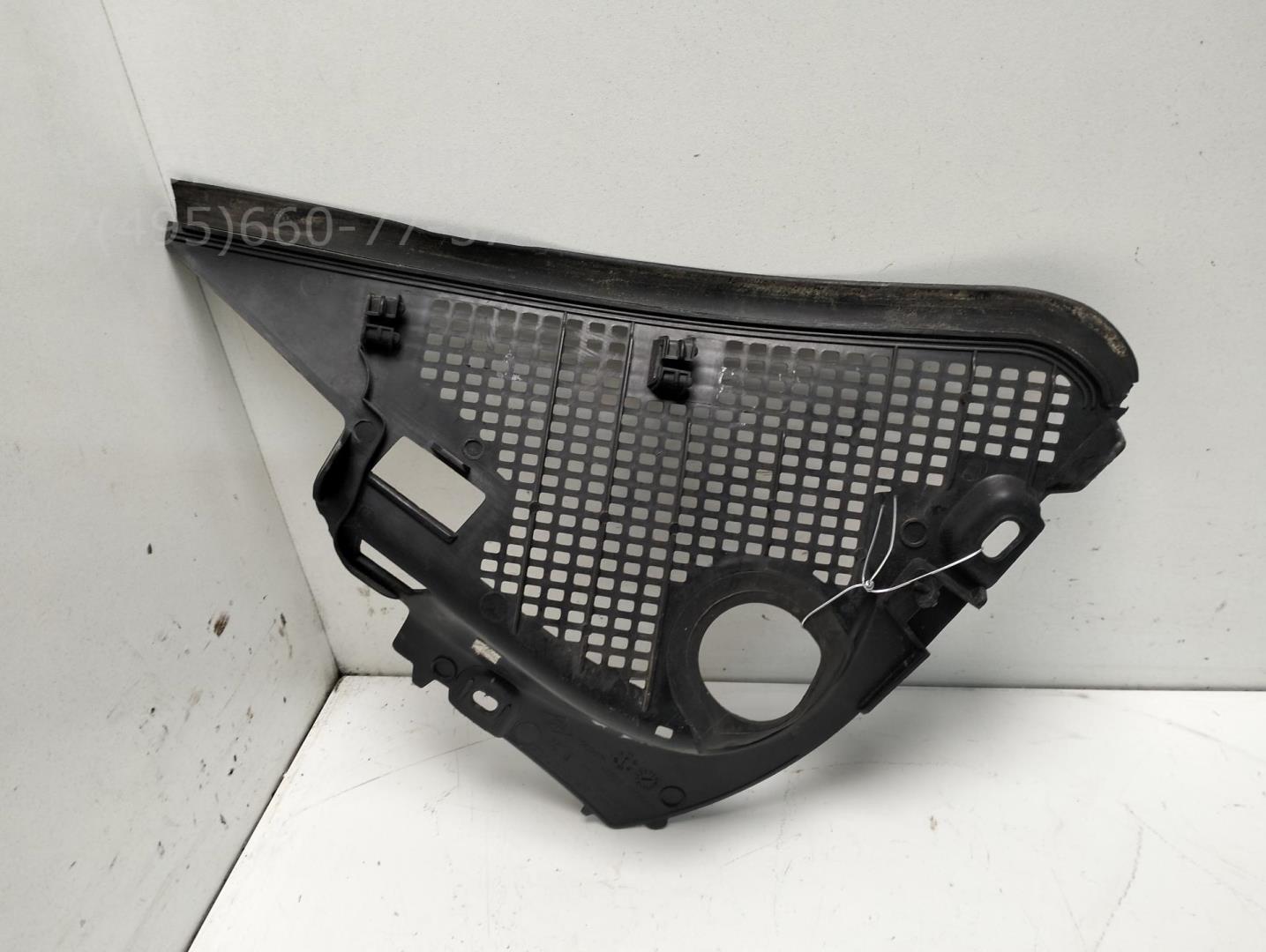 Решетка стеклоочистителей (Жабо)