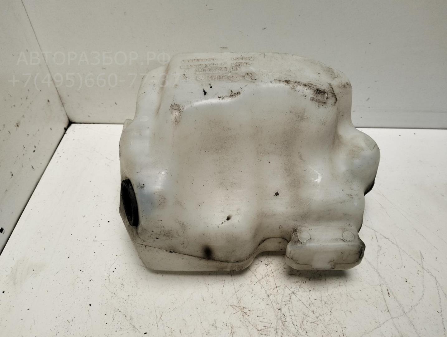 Бачок омывателя лобового стекла