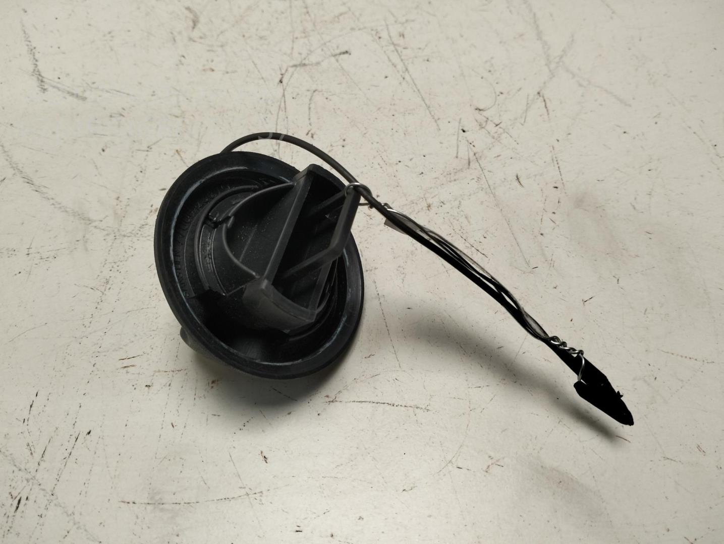 Крышка топливного бака