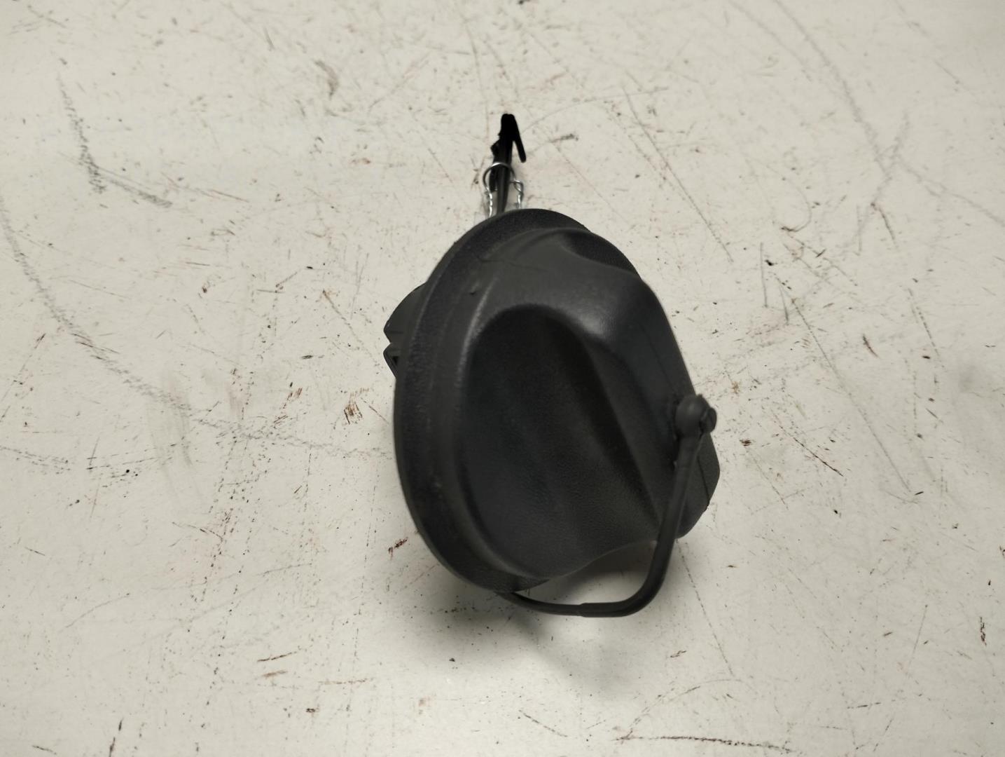 Крышка топливного бака