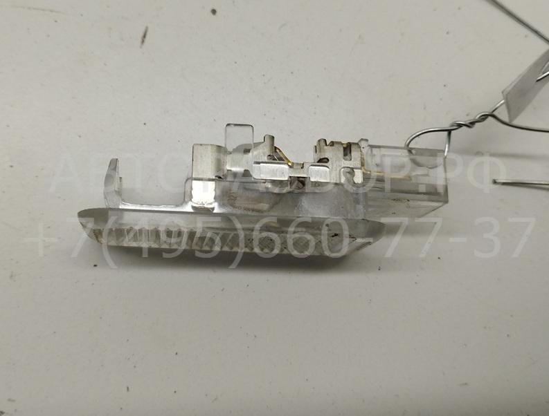 Накладка двери передней левой