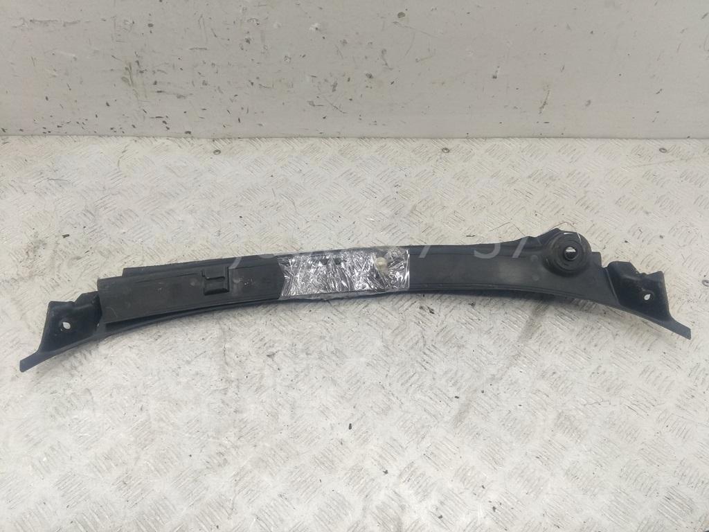 Решетка стеклоочистителей (Жабо)