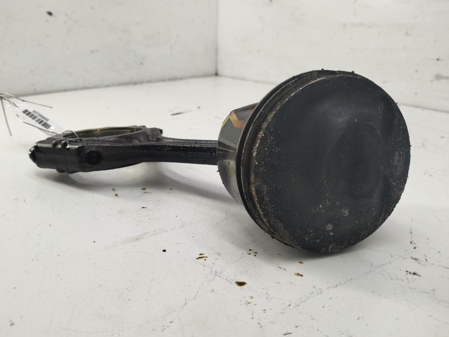 Поршень с шатуном