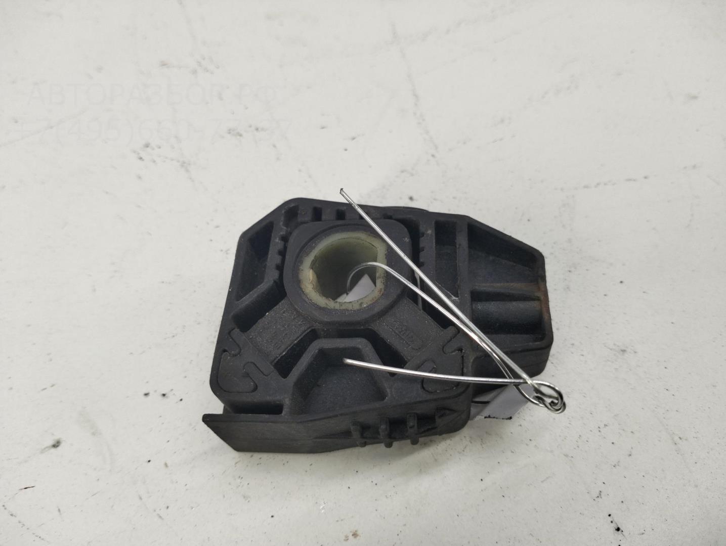 Кронштейн радиатора