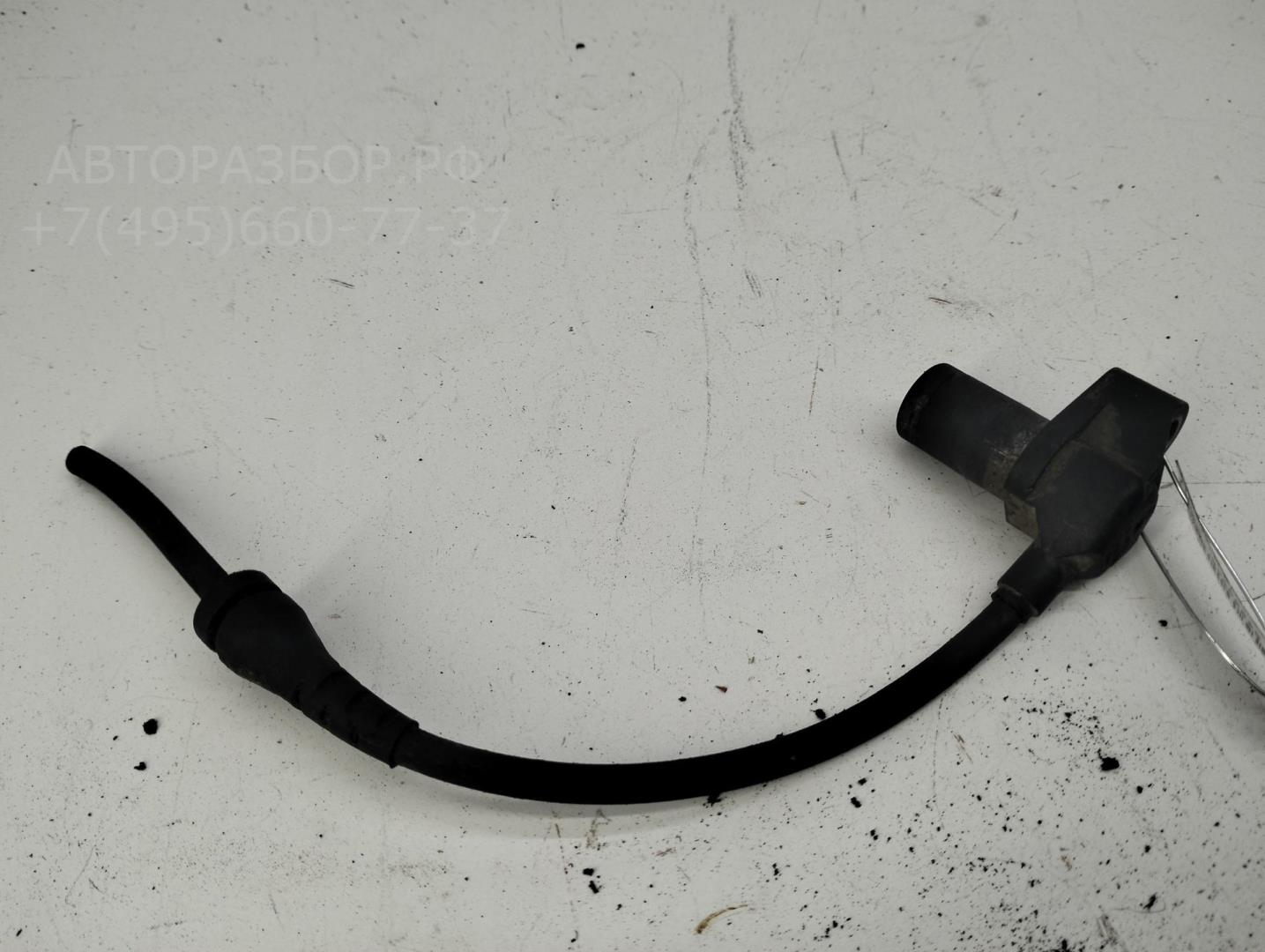 Датчик ABS передний