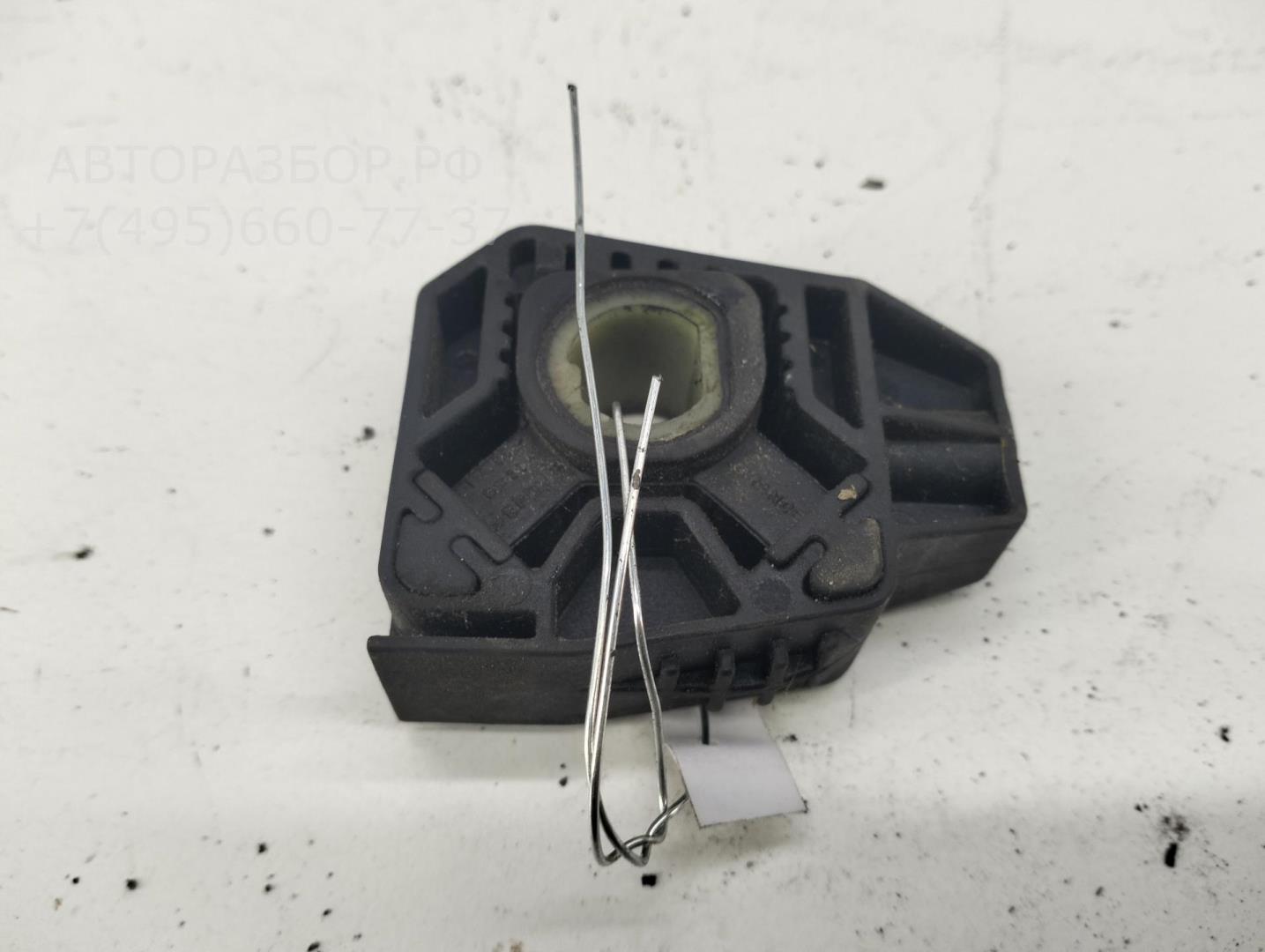 Кронштейн радиатора