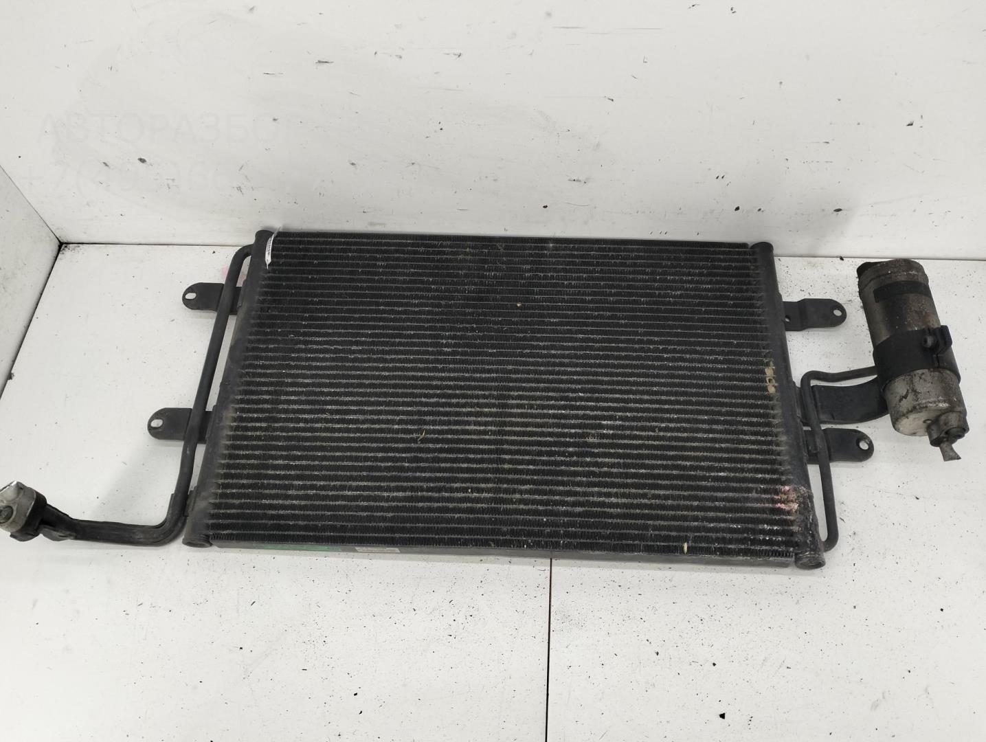 Радиатор кондиционера / конденсер