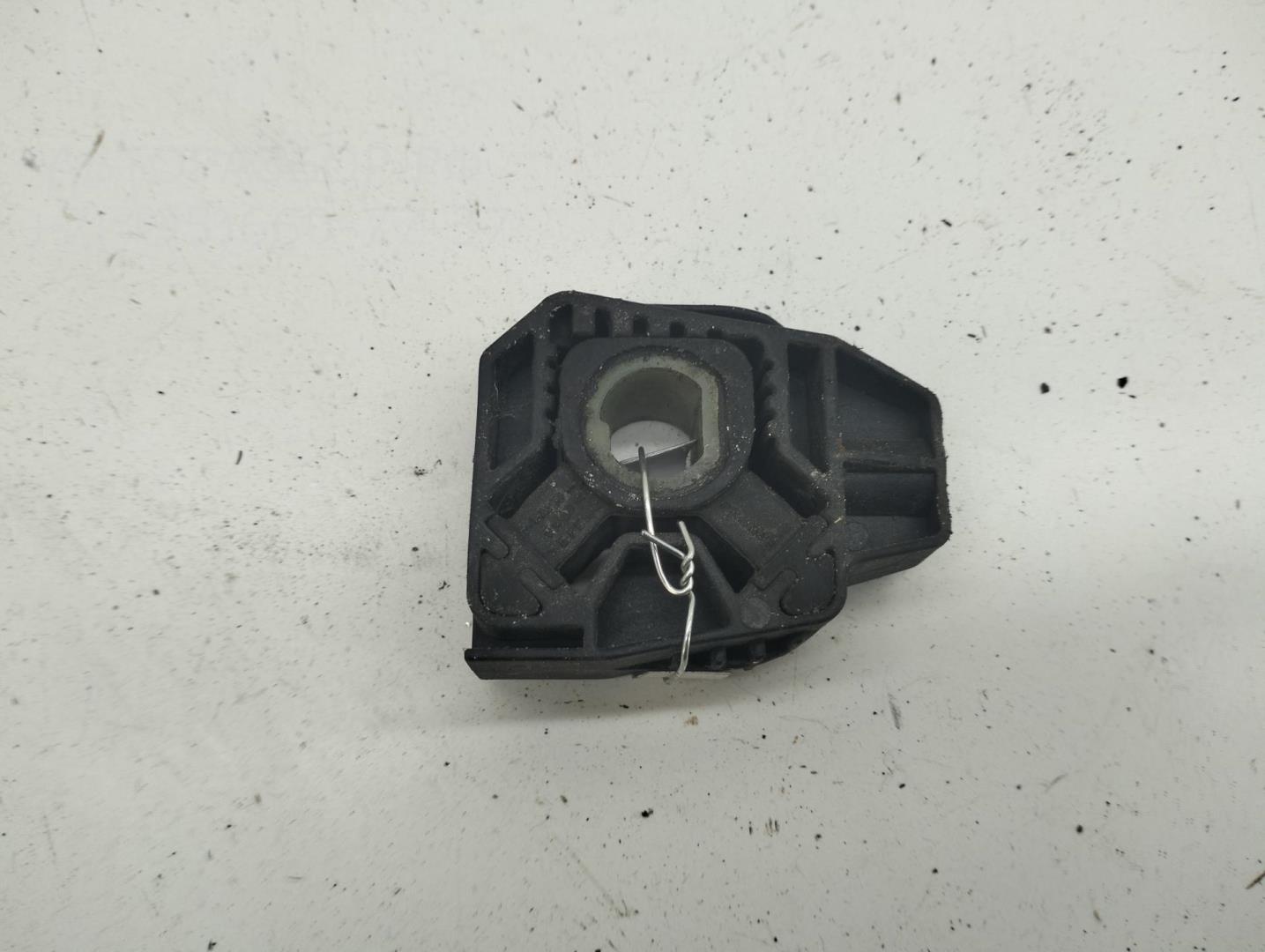 Кронштейн радиатора