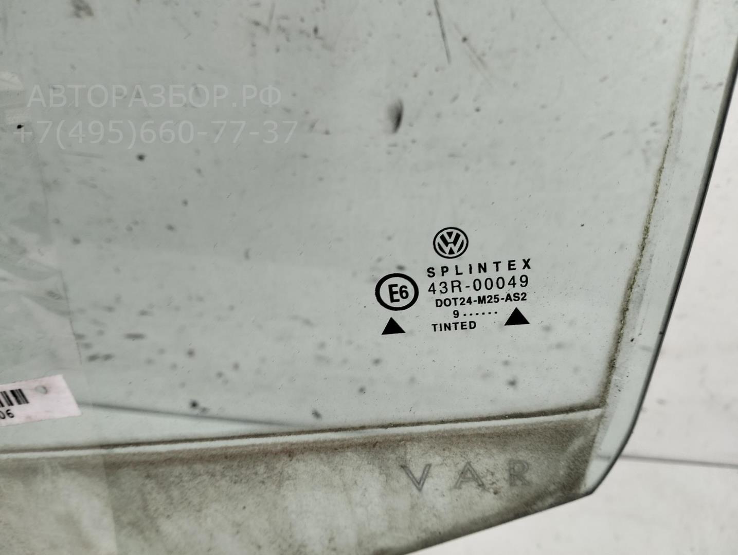 Стекло двери задней левой