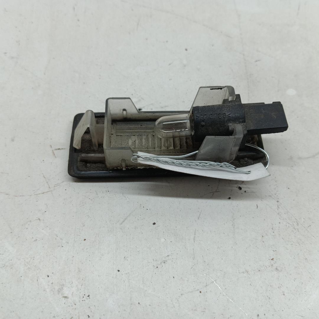 Фонарь подсветки номера