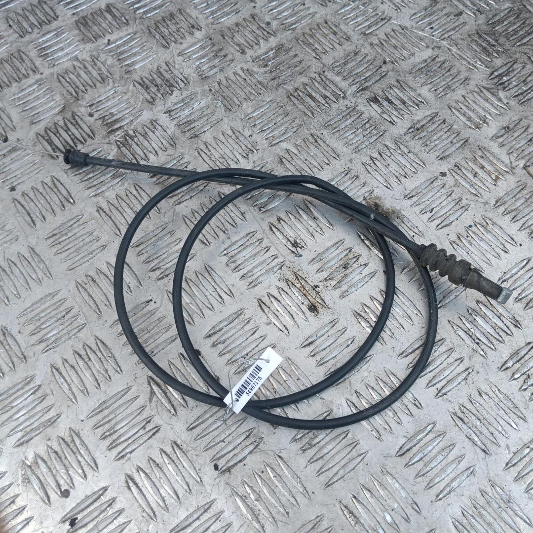 Трос открывания капота